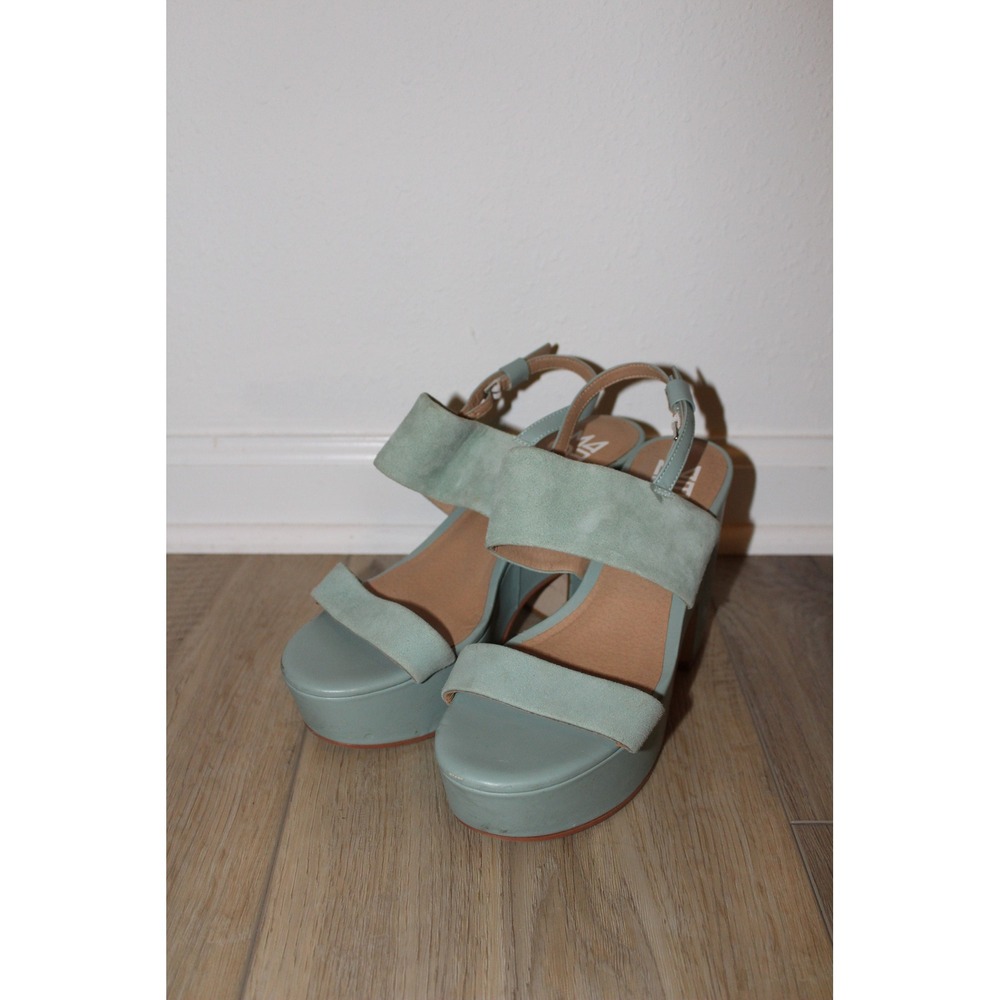 M4D3 Mint Green Suede Platform Block Heel Sandals Womens 7.5 M Ankle Strap